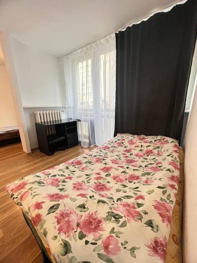 Butas Pereca Warsaw